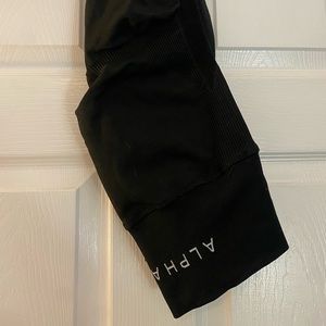 Alphalete workout leggings